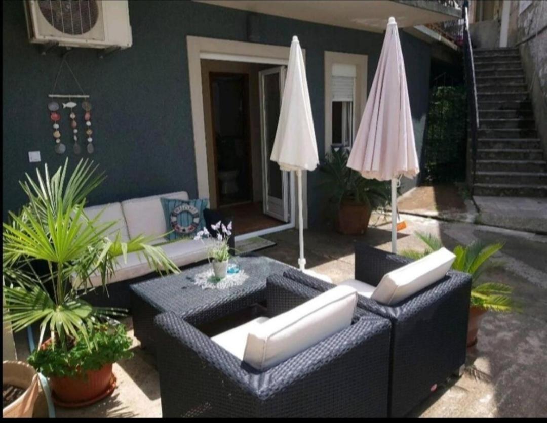 Risan Center Apartment ภายนอก รูปภาพ