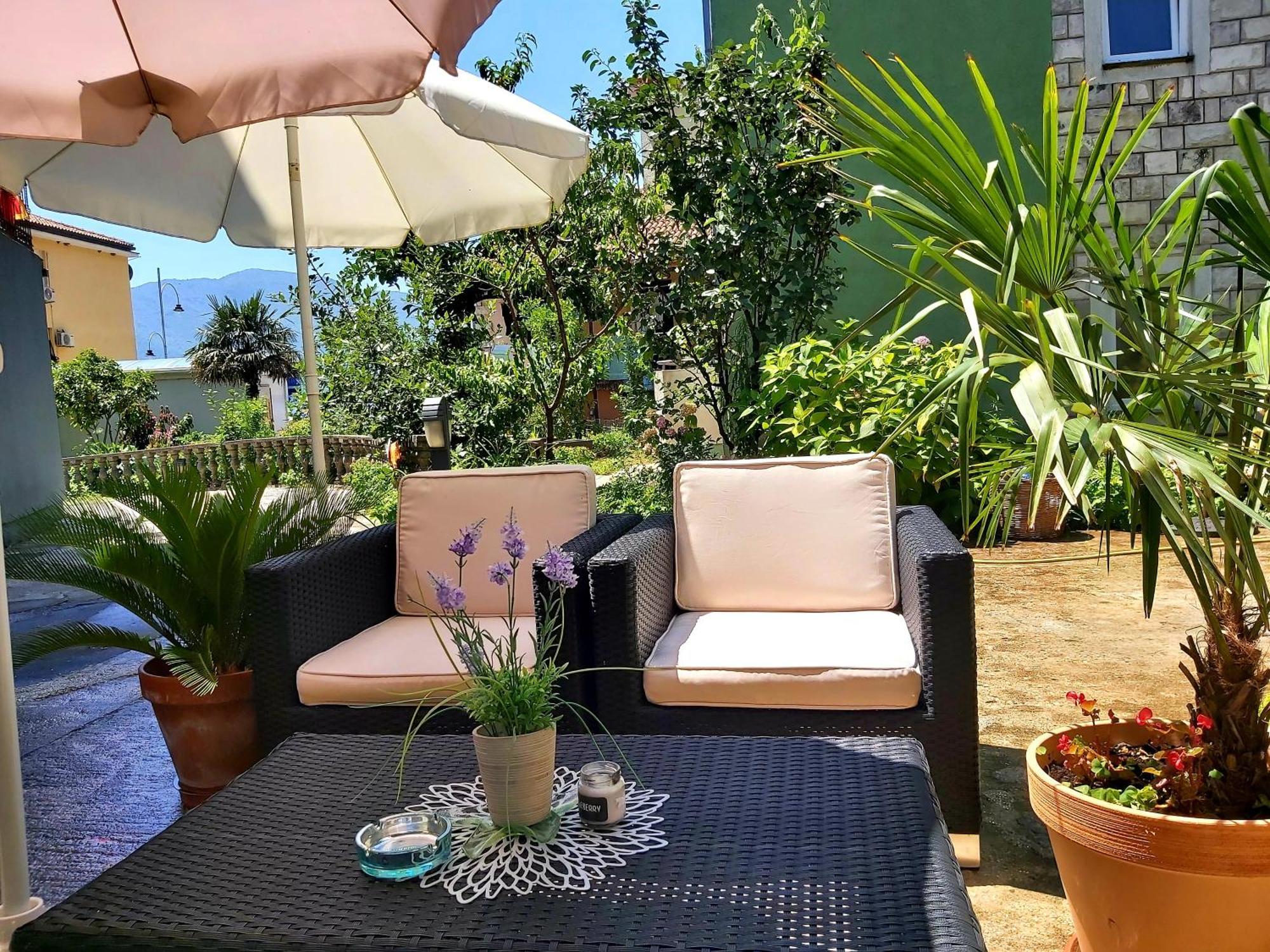 Risan Center Apartment ภายนอก รูปภาพ